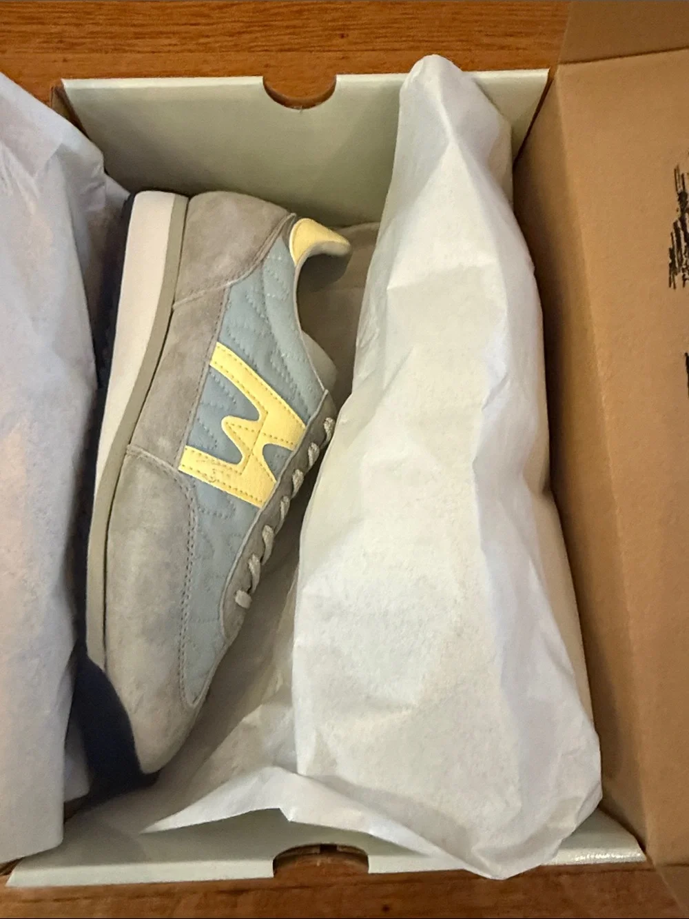 Karhu light blue